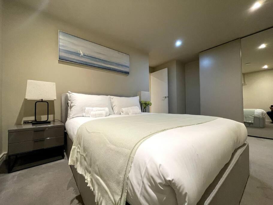 2Br Urban Vista Retreat Chcl F7 Appartement Chigwell Buitenkant foto
