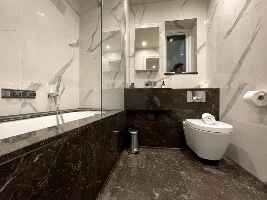 2Br Urban Vista Retreat Chcl F7 Appartement Chigwell Buitenkant foto