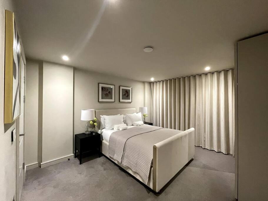 2Br Urban Vista Retreat Chcl F7 Appartement Chigwell Buitenkant foto