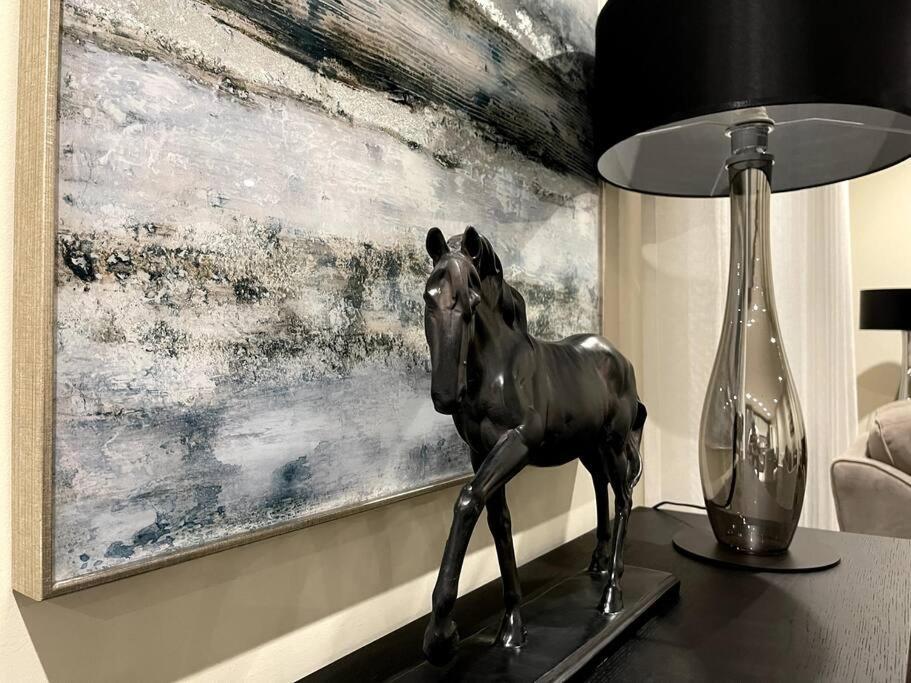 2Br Urban Vista Retreat Chcl F7 Appartement Chigwell Buitenkant foto